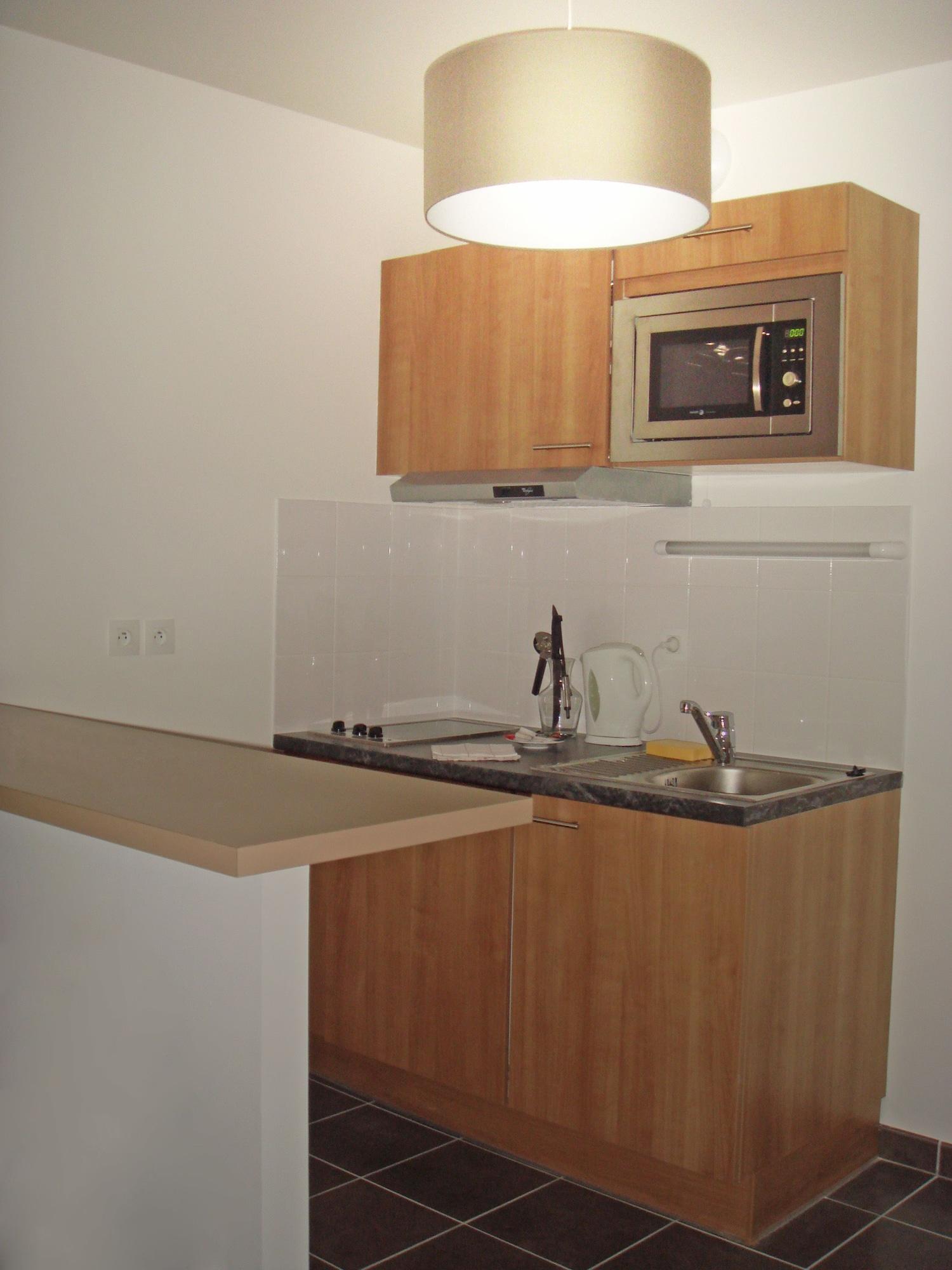 เรซิโดม อัสนิเย เกสท์เฮาส์ Aparthotel อานีแย-ซูร์-แซน ภายนอก รูปภาพ