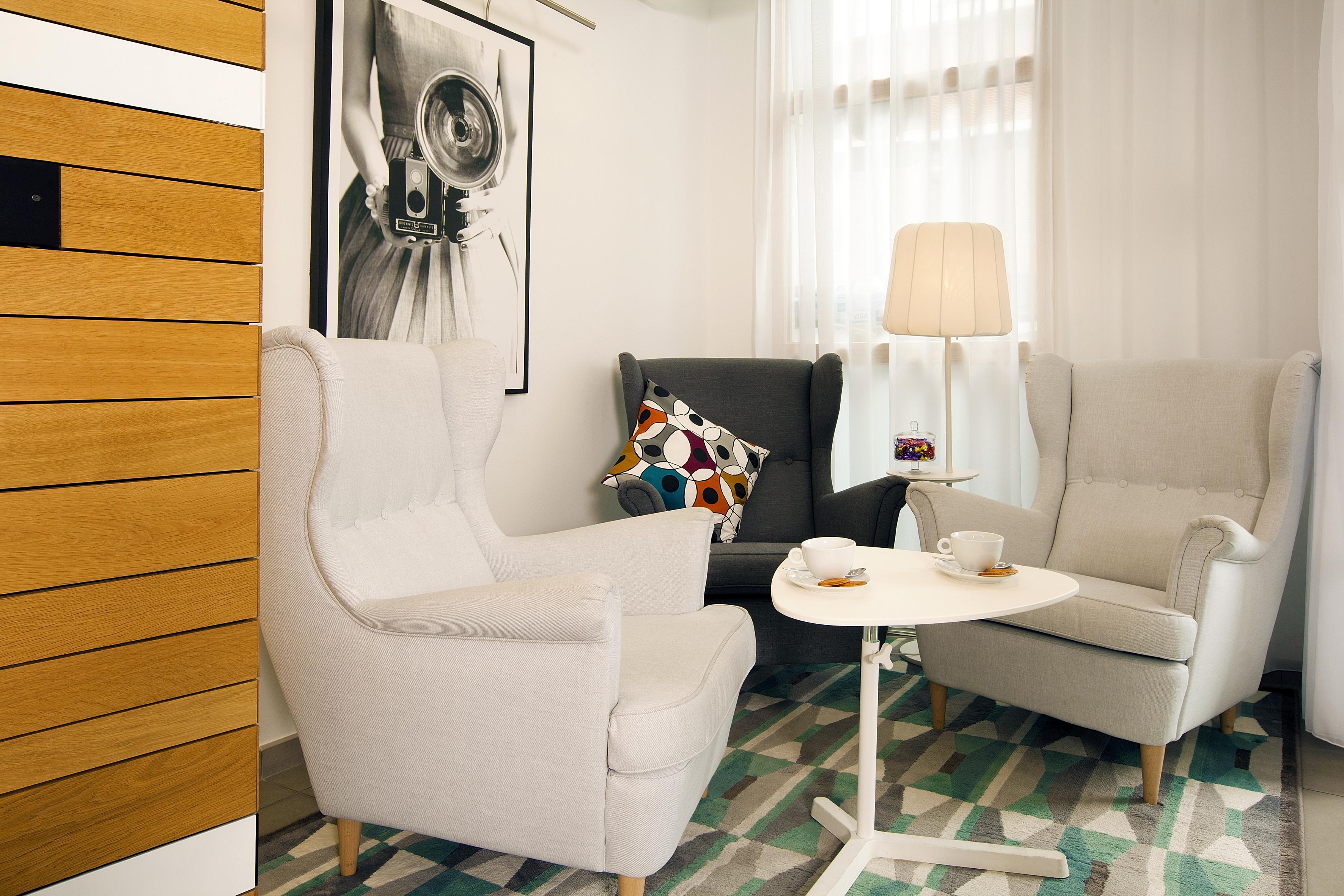 เรซิโดม อัสนิเย เกสท์เฮาส์ Aparthotel อานีแย-ซูร์-แซน ภายนอก รูปภาพ