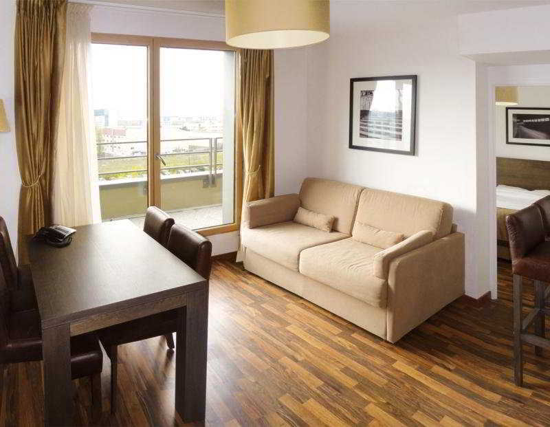 เรซิโดม อัสนิเย เกสท์เฮาส์ Aparthotel อานีแย-ซูร์-แซน ภายนอก รูปภาพ