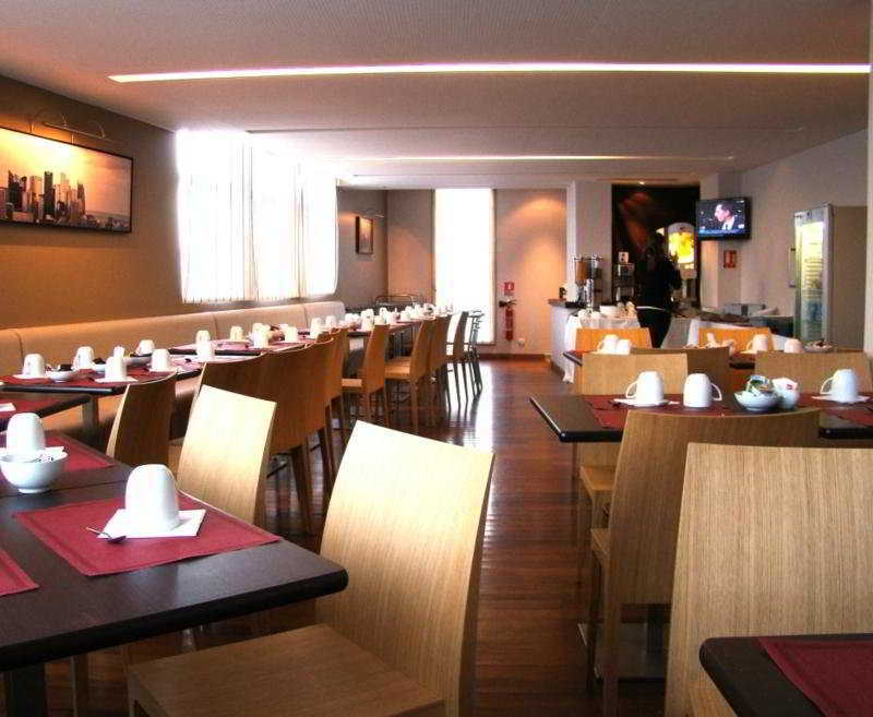 เรซิโดม อัสนิเย เกสท์เฮาส์ Aparthotel อานีแย-ซูร์-แซน ภายนอก รูปภาพ