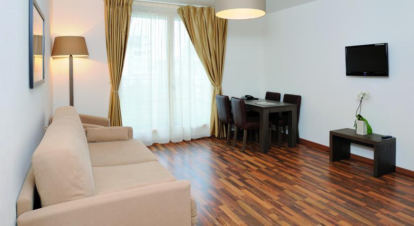 เรซิโดม อัสนิเย เกสท์เฮาส์ Aparthotel อานีแย-ซูร์-แซน ภายนอก รูปภาพ